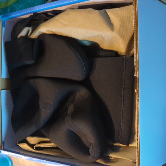 Men's XXL redhead chest waders. Brand new - Picture 2 of 4